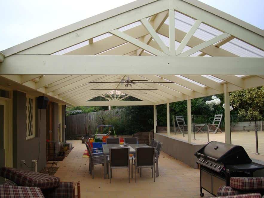 How much does a timber pergola cost?