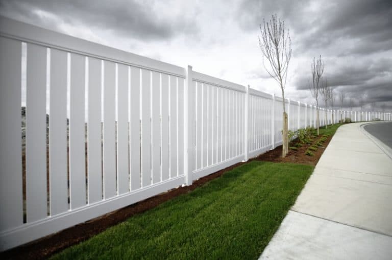 How much does fencing cost per metre?