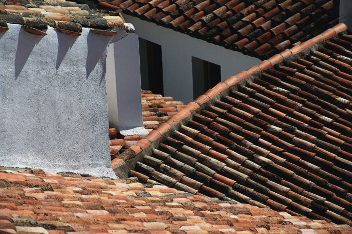 How much does roof tiling cost?