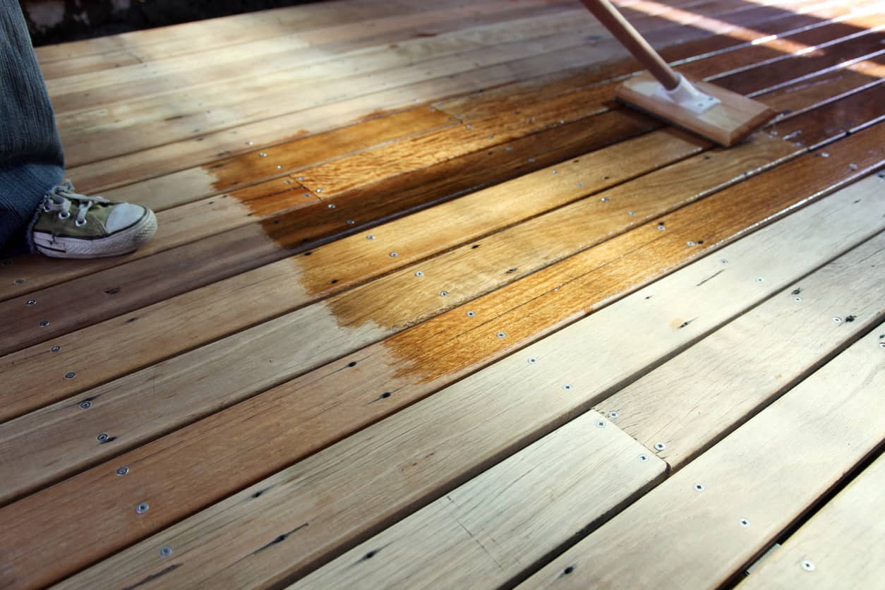 Stain a deck with oil